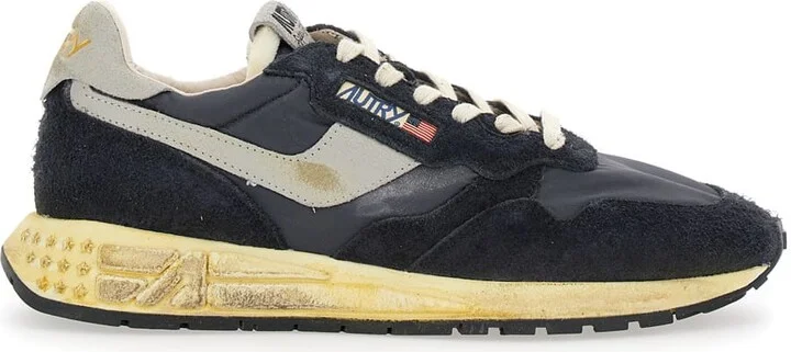 'reel Wind Super Vintage' Black Low Top Sneakers With Logo Detail And Vintage Effect In Suede Man