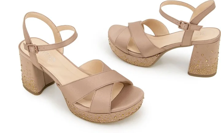 Reeva Platform Sandal - Image 9