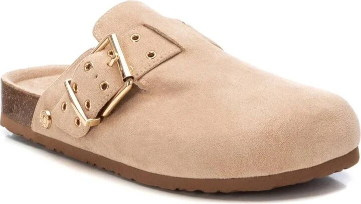 Refresh Collection Women's Comfort Footbed Clogs by Xti - Image 3