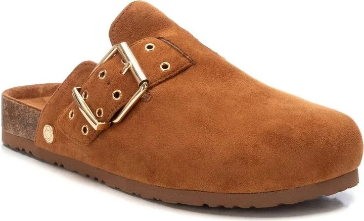Refresh Collection Women's Comfort Footbed Clogs by Xti - Image 4