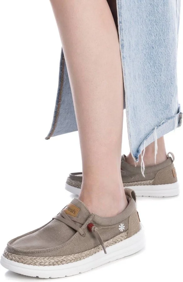 Refresh Collection Women's Dockside Comfort Shoes By Xti - Image 10