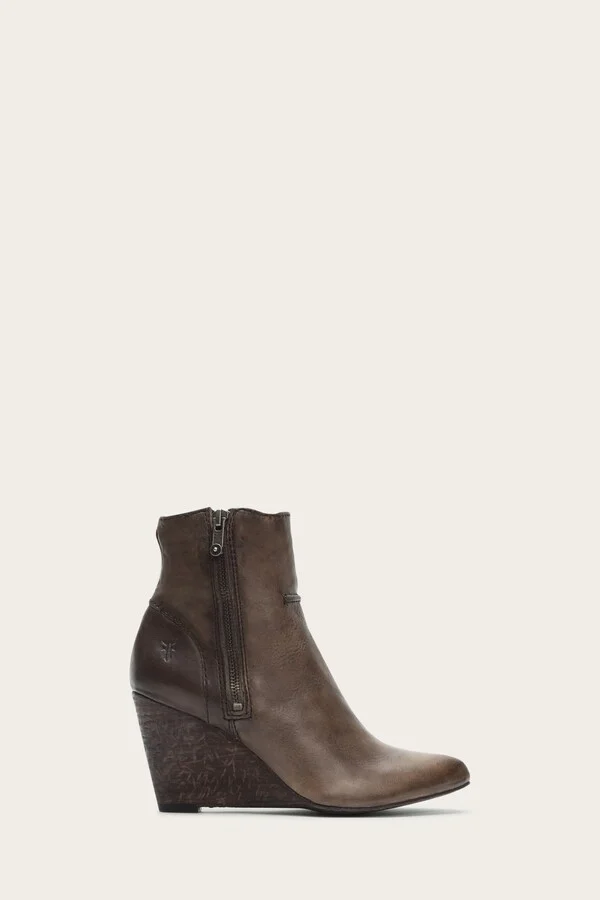 Regina Seam Wedge - Pre-Loved