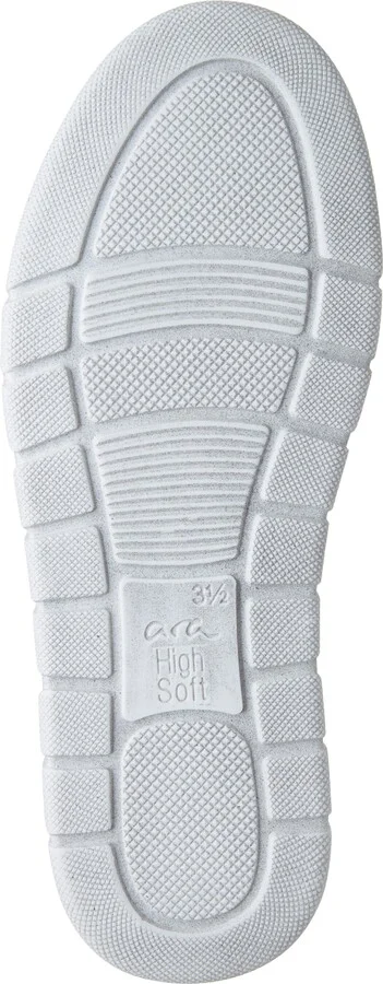 Regina Sneaker - Image 6