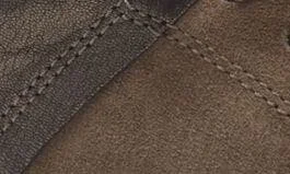 Regina Sneaker - Image 7