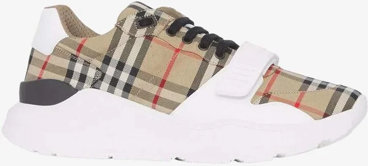 Regis Low-Top Sneakers