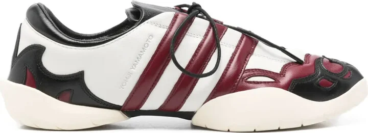 Regu 2002 leather sneakers
