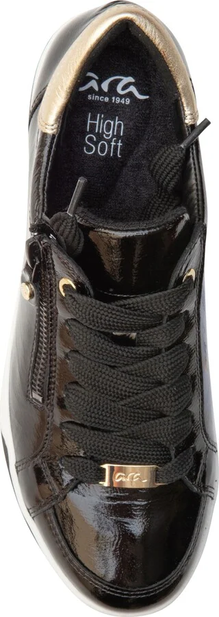 Rei Low Top Sneaker - Image 5