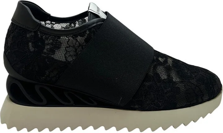 Reiko Wave Sneaker