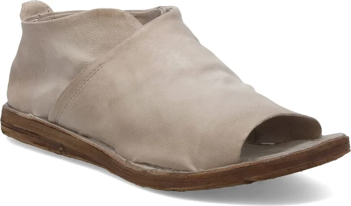 Reiley Sandal