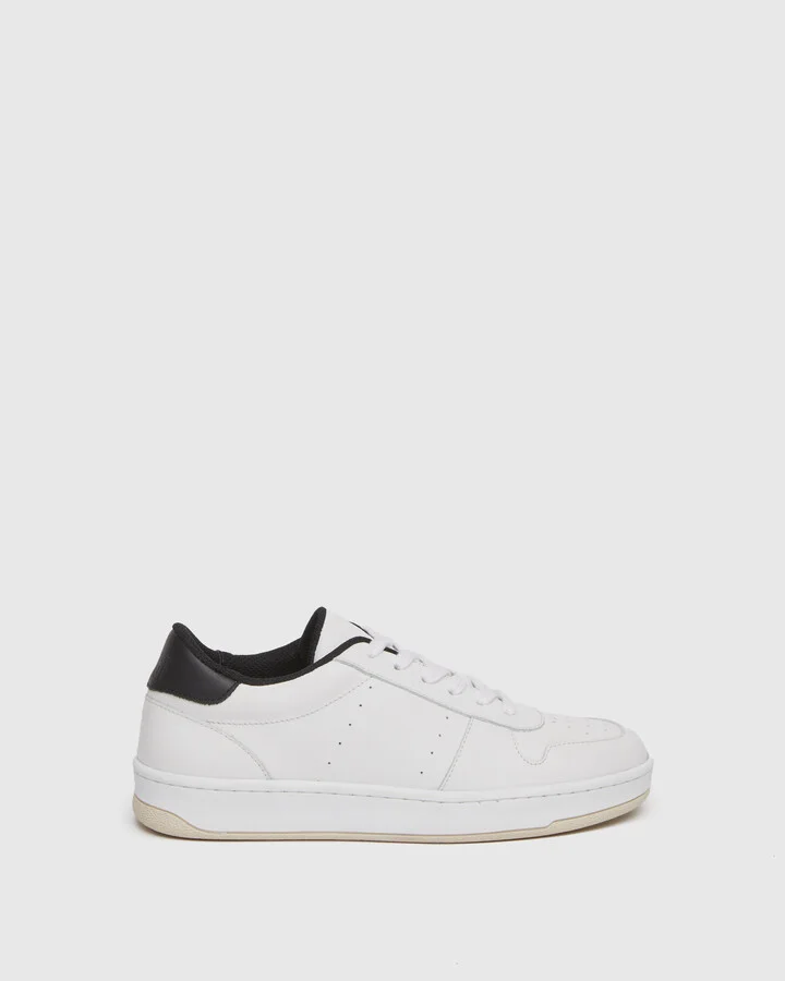 Remy Sneaker
