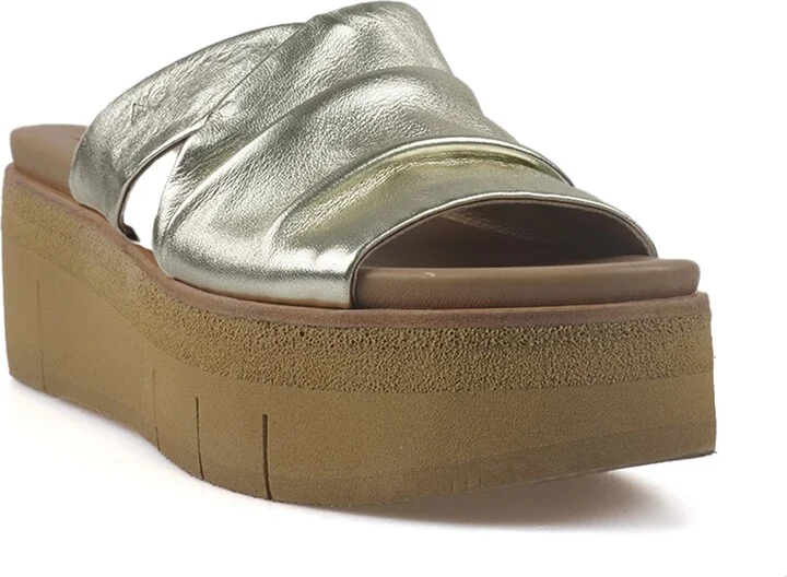 Reneta Platform Leather Sandal