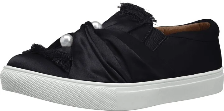 Report Women's Agnes Sneaker