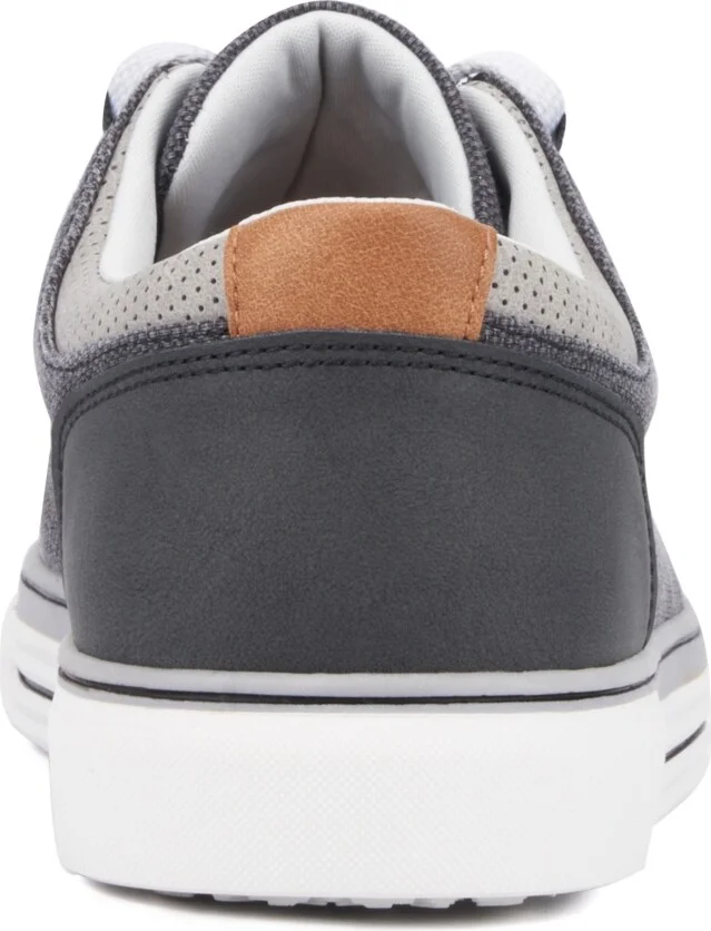 Reserved Footwear Men's New York Mason Low Top Sneakers - Image 3