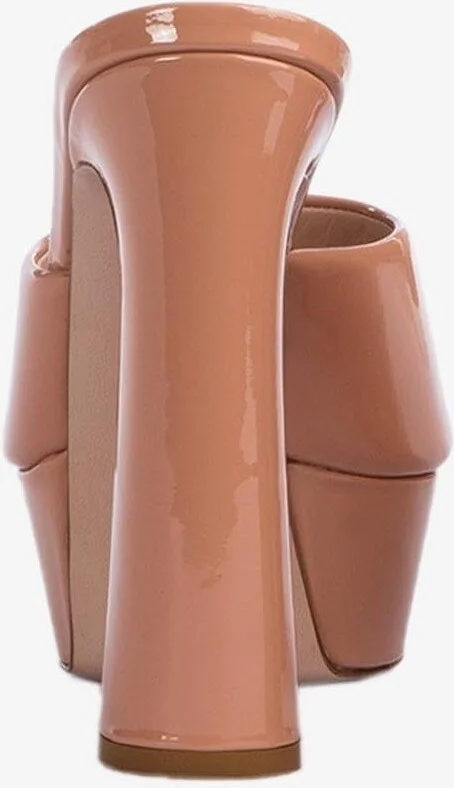 Resort 140 Platform Mules in Patent Leather - Image 2