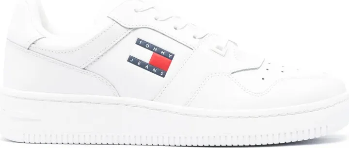 Retro Basketball sneakers