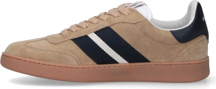 retro Crest Sneakers - Image 3