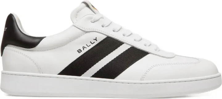 Retro Crest sneakers