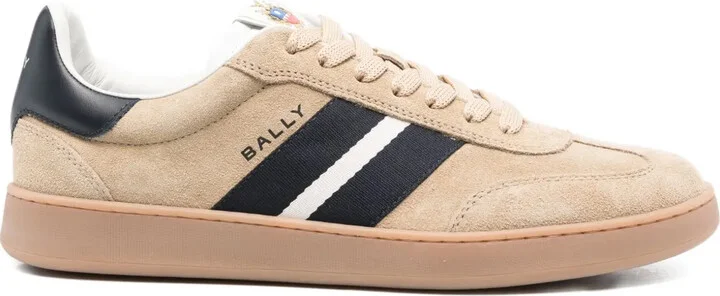 Retro Crest sneakers