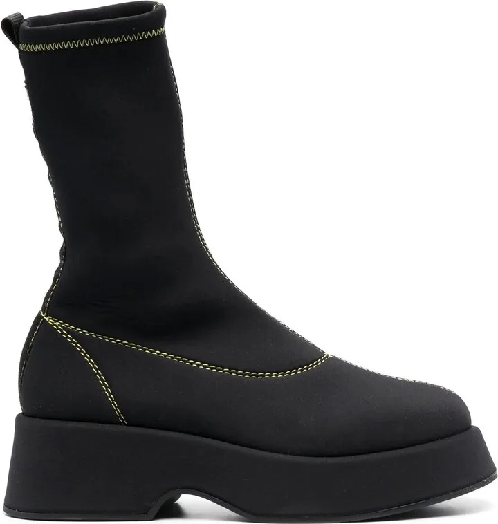 Retro Flatform ankle boots