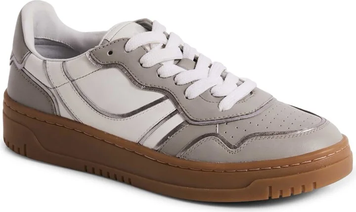 Retro Thirty Love Sneaker