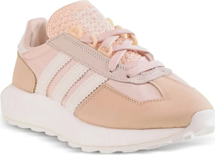 Retropy E5 "Wonder Quartz/Core White/Halo Blush" sneakers - Image 2
