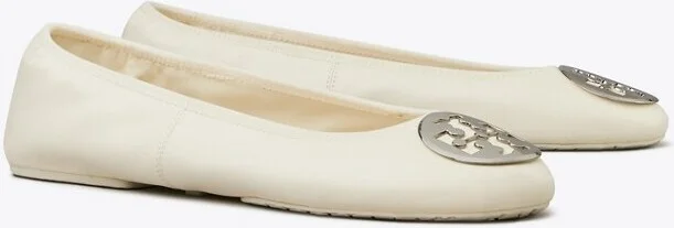 Reva Travel Ballet - Image 5
