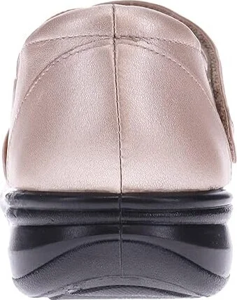 Revere Geneva Women's Shoes Champagne : 6 M, Leather - Image 3