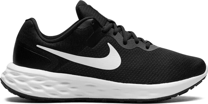Revolution 6 "Black/White" sneakers