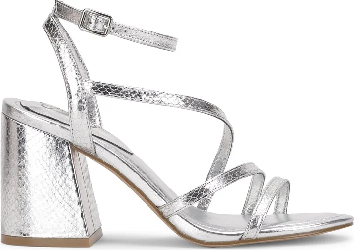 Reyvin Ankle Strap Sandal - Image 3