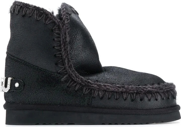 Rhinestone-Logo Boots