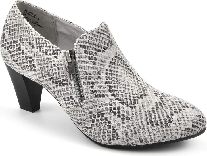 Rialto Women's Sarina Ankle Boot