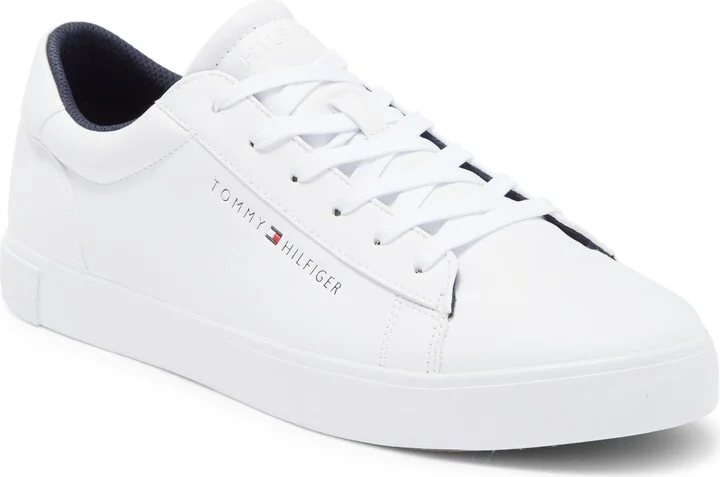 Ribby Low Top Sneaker