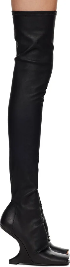 09 Black