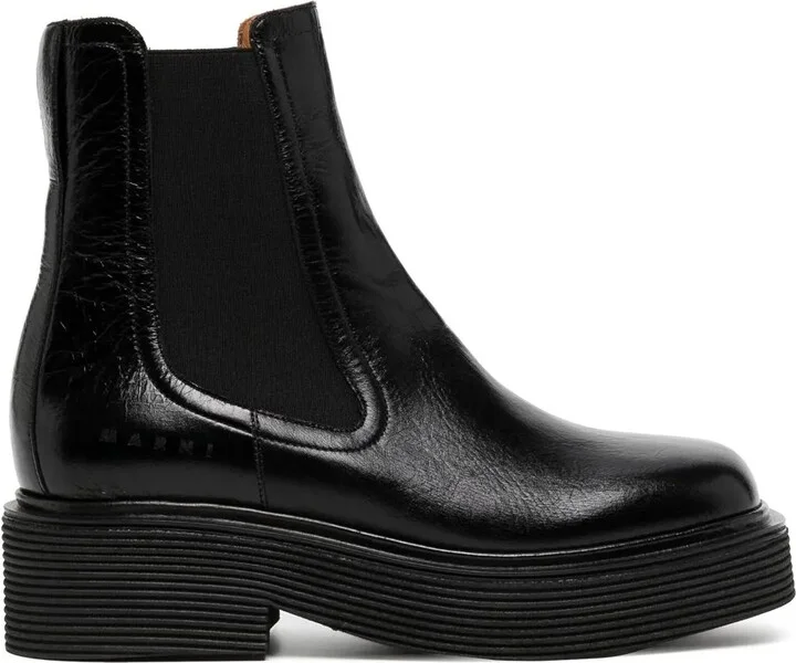 ridged-sole Chelsea boots
