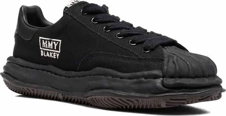 Ridged-Trim Low-Top Sneakers - Image 2