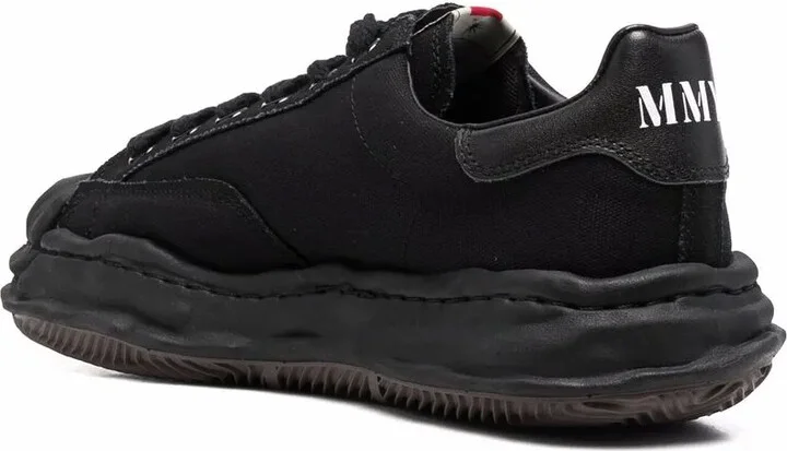 Ridged-Trim Low-Top Sneakers - Image 3