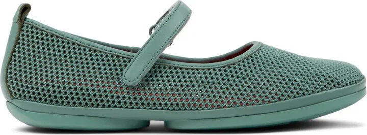 Right Nina ballerina shoes