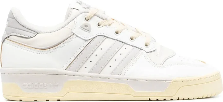 Rivalry Low sneakers