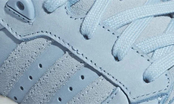 Rivalry Lux Low Top Basketball Sneaker - Image 9