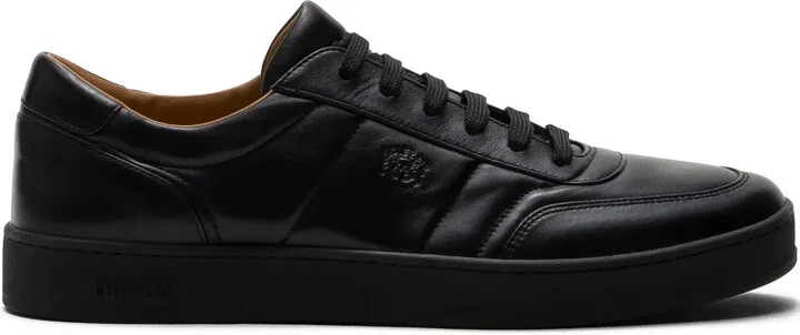 Road sneakers