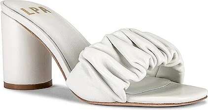 Robyn Heel - Image 2
