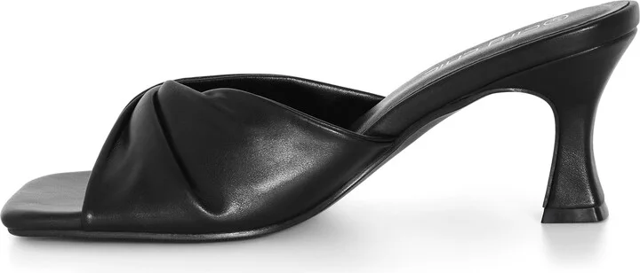 Rochelle Slide Sandal - Image 8