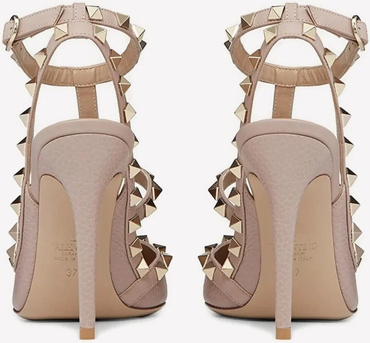 Rockstud 105 Grained Leather Pumps - Image 2