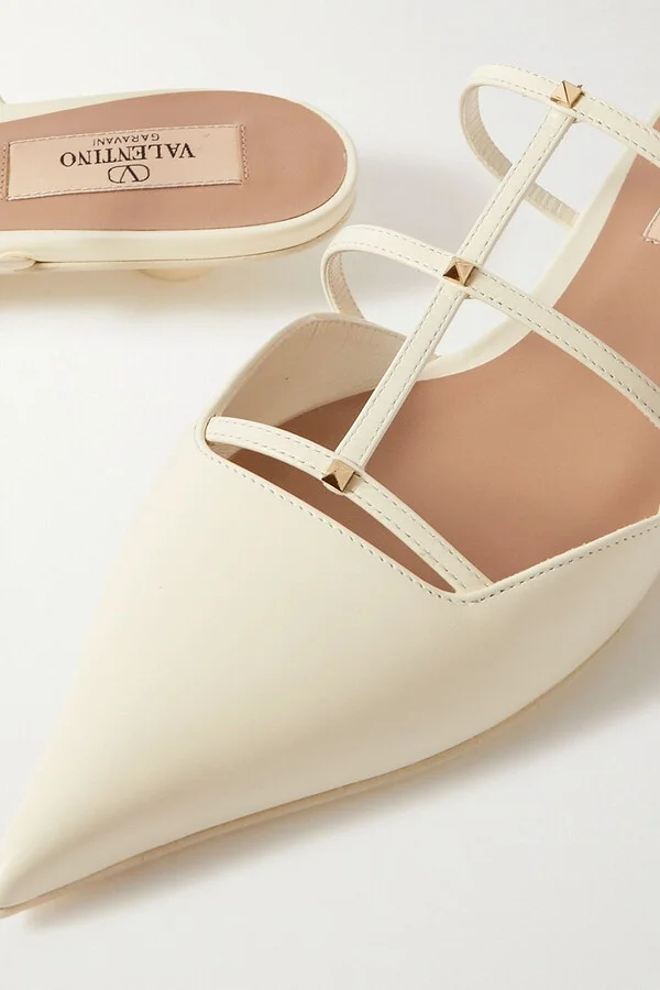 Rockstud 20 embellished leather mules - Image 4