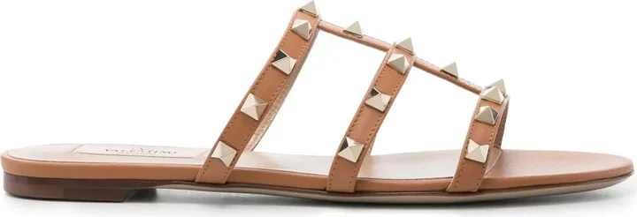 Rockstud flat leather sandals