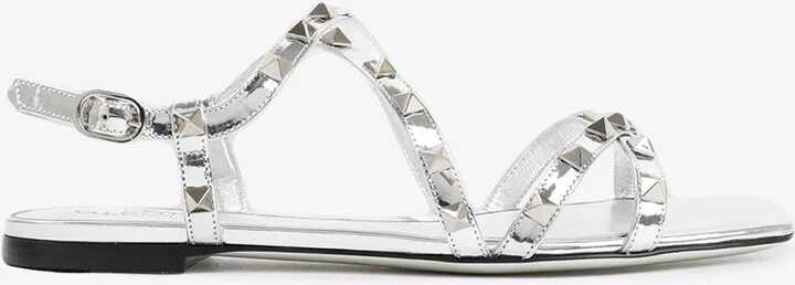 Rockstud Flat Sandals in Mirror-Effect Leather
