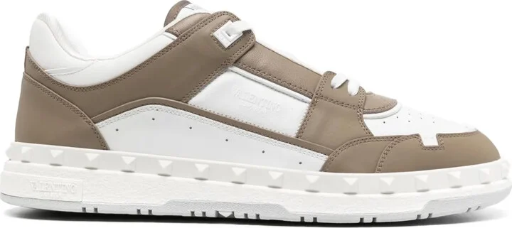 Rockstud lace-up sneakers