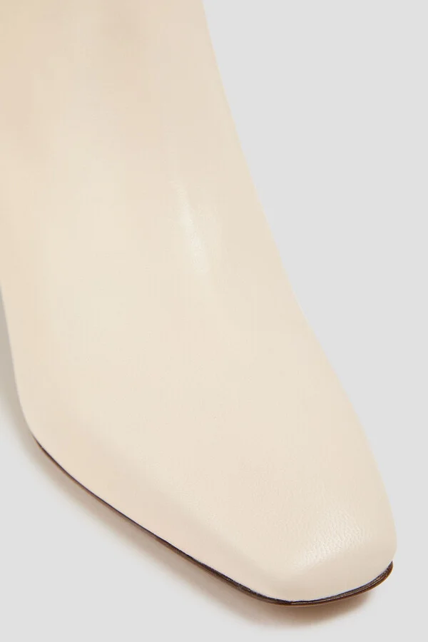 Rockstud leather ankle boots - Image 10