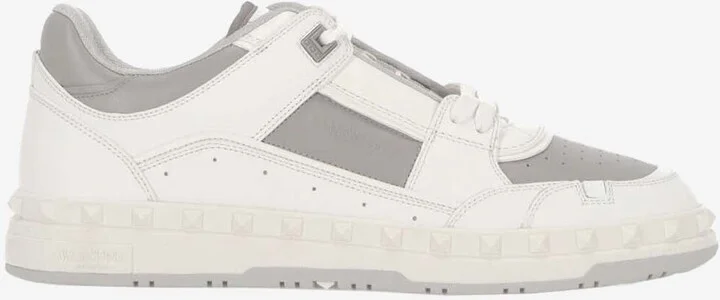 Rockstud Low-Top Sneakers