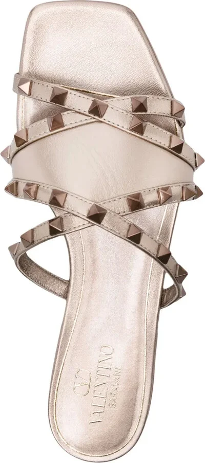 Rockstud metallic leather slides - Image 4